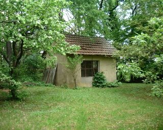 Ex chicken stall - now luxury dog kennel